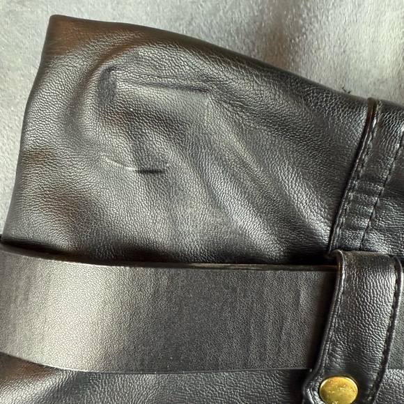 Guess Faux Leather High-Waisted Pencil Skirt with Gold Zipper and Belt, Size 6 - Picture 10 of 10